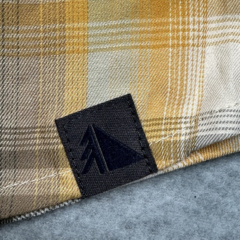LL Bean Mens M Double Pocket Long Sleeve Yellow Plaid Outdoor Button Up Shirt - Picture 3 of 9